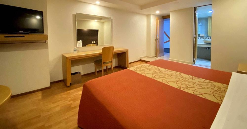 Hotel Lord - Adults Only