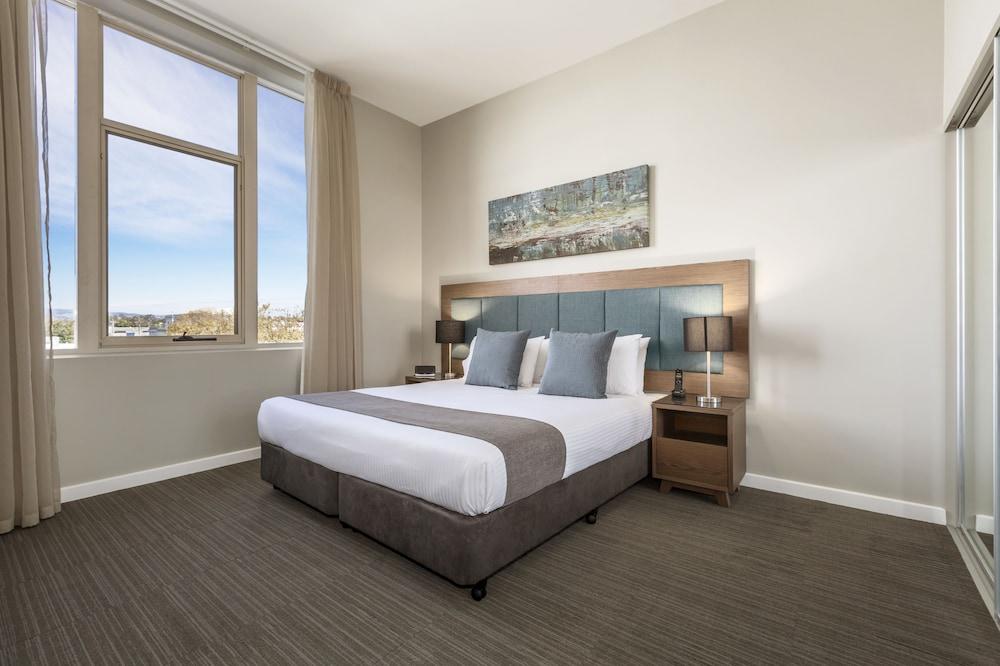 Quest Albury On Townsend