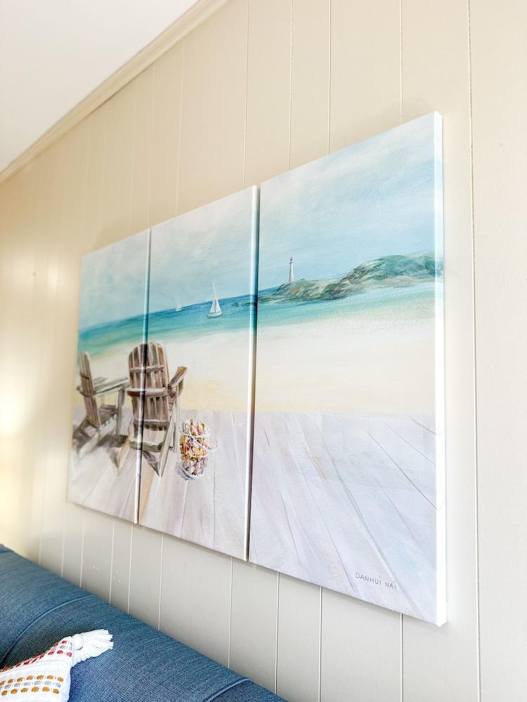 Oasis by the Bay Vacation Suites