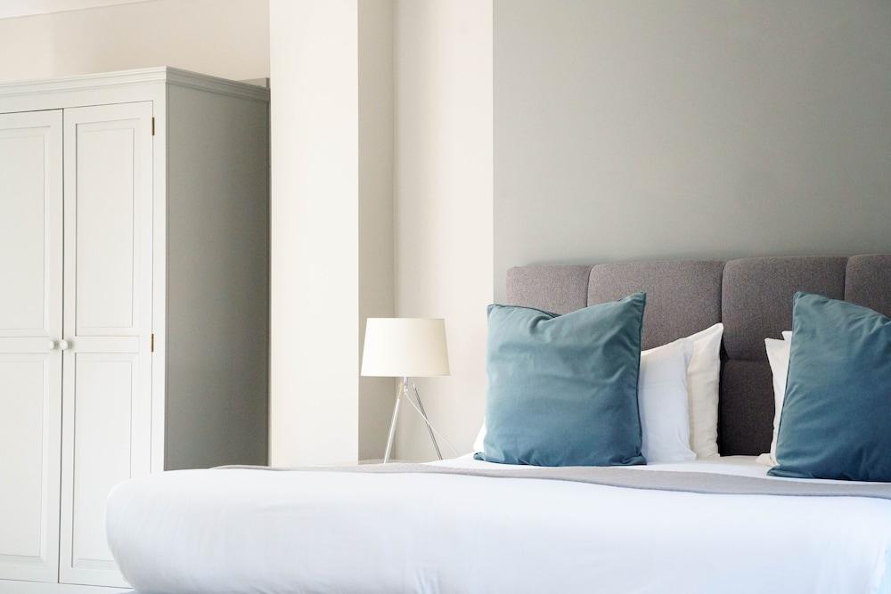 Badgemore Park B&B and Golf Club