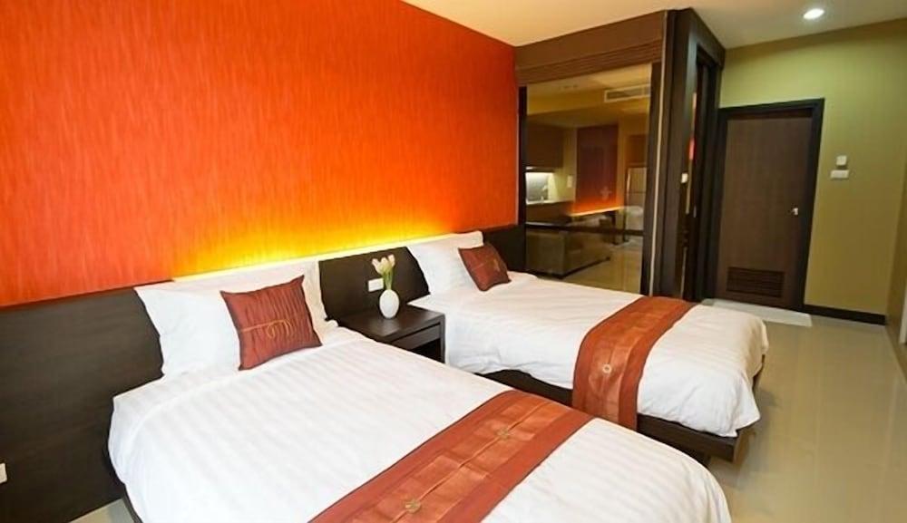 The Grand Wipanan Residence