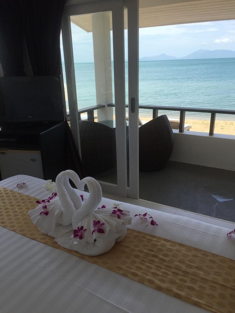 The Cosy Beach Resort