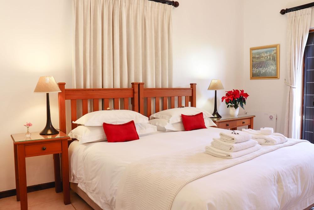 A Tuscan Villa Guest House