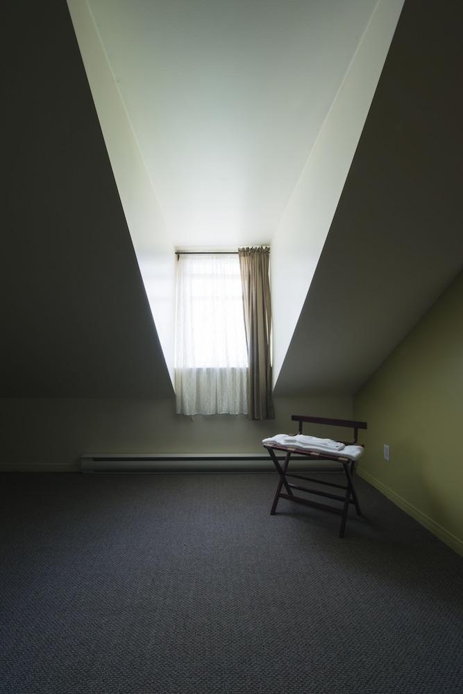 Auberge La Courtepointe