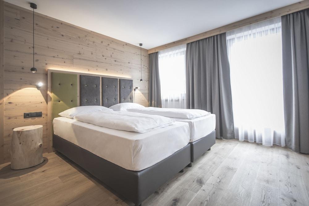 Ahrner Wirt Apartments