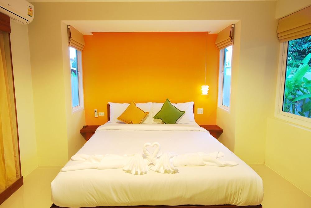 The Living Pool Villas