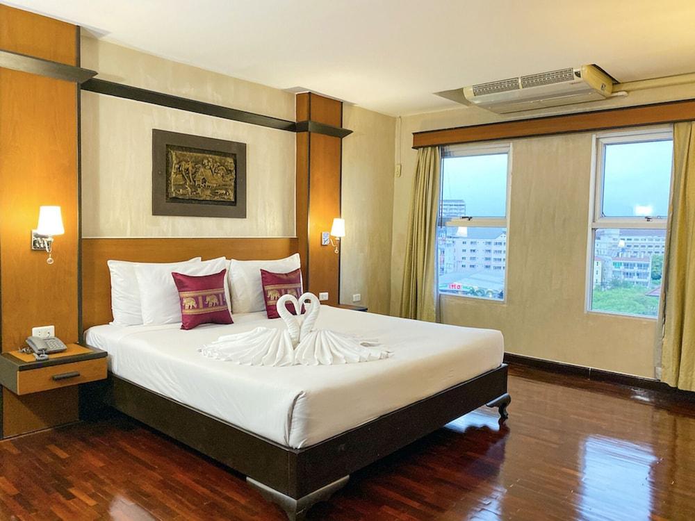 Piyada Residence by Nexottel