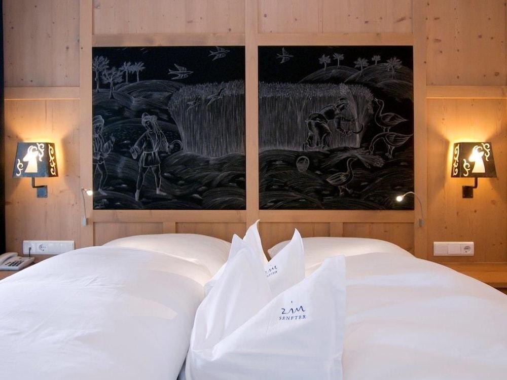 Zin Senfter Residence