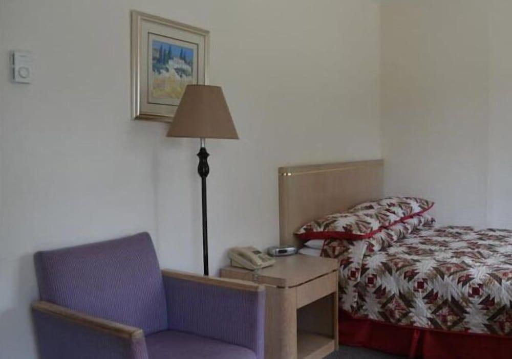 Seaside Villa Motel & RV Park