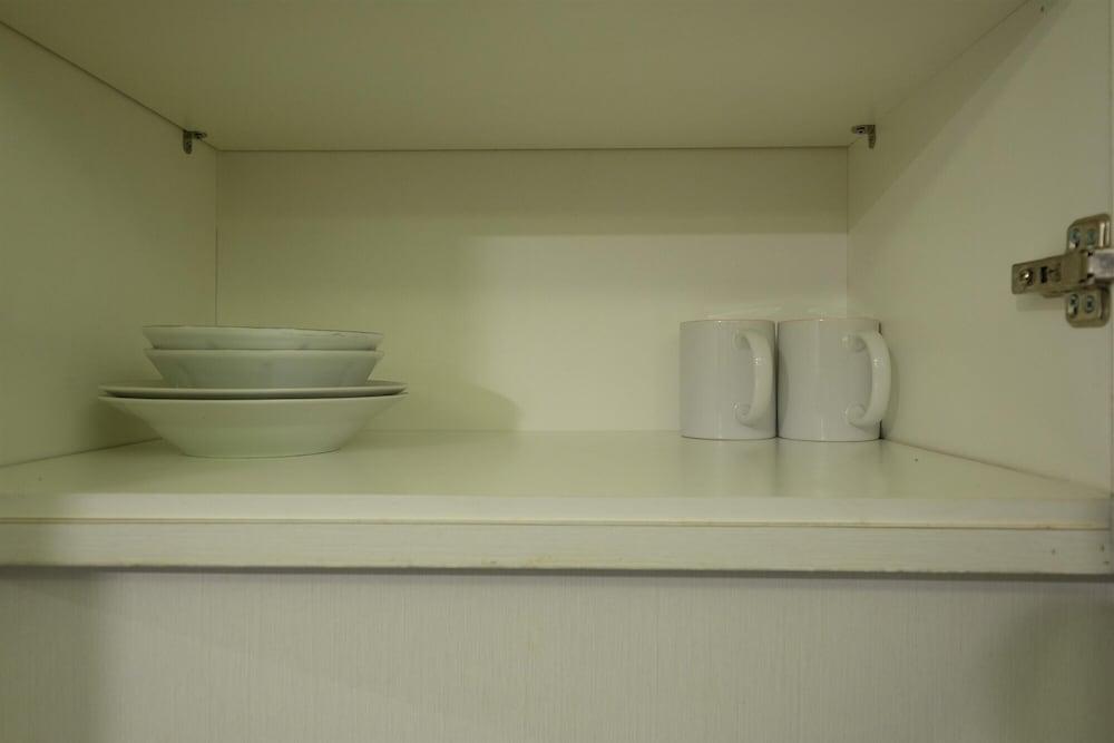 Elegant and Comfy Studio Amethyst Apartment