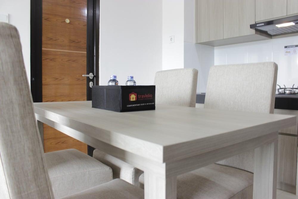 Homey 3BR Apartment at Gateway Pasteur near Exit Toll