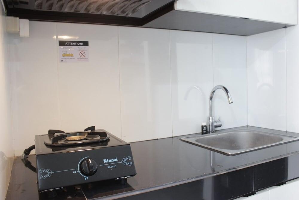 Artistic 1BR Apartment at Gateway Pasteur near Exit Toll Pasteur