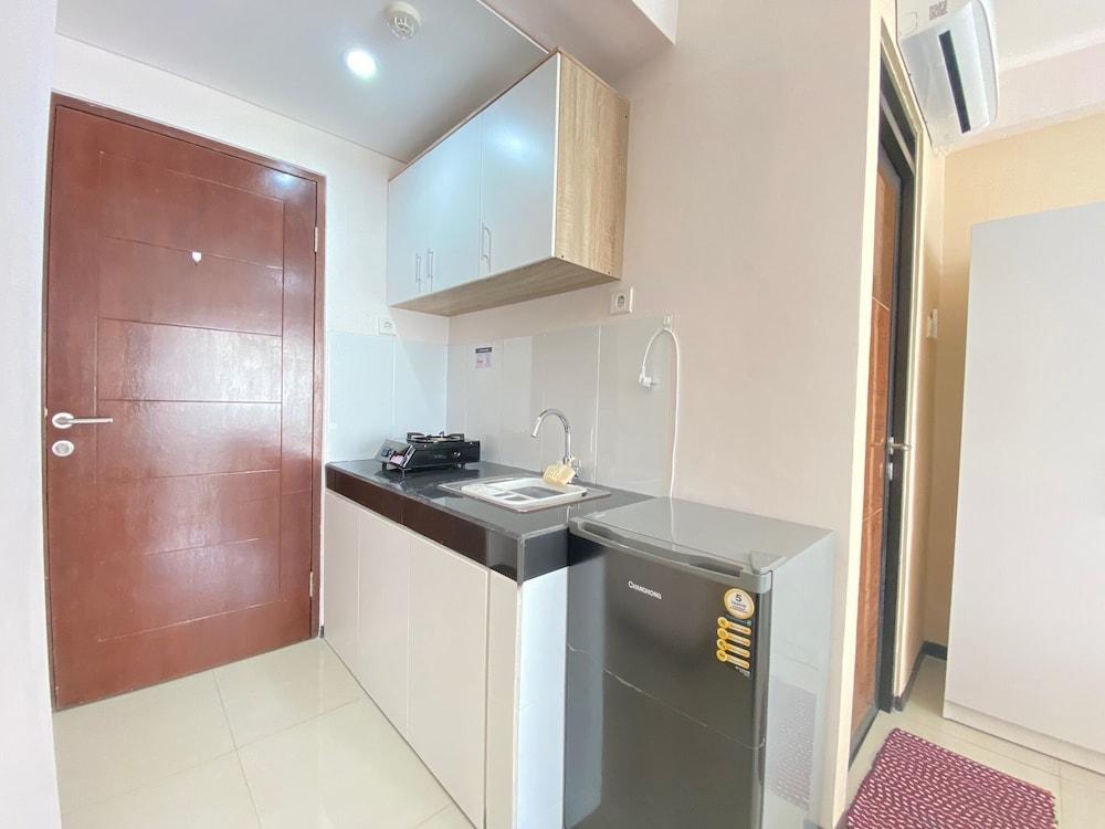 Sunnyside Studio Room at Apartment Gateway Pasteur near Exit Toll Pasteur