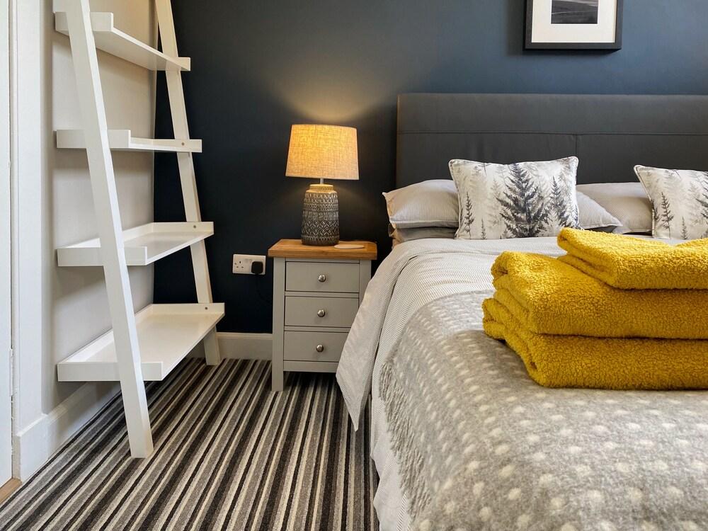 Wee Bunker - Central Location