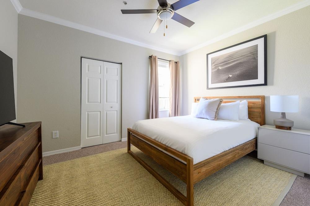 Kasa Wellington South Florida