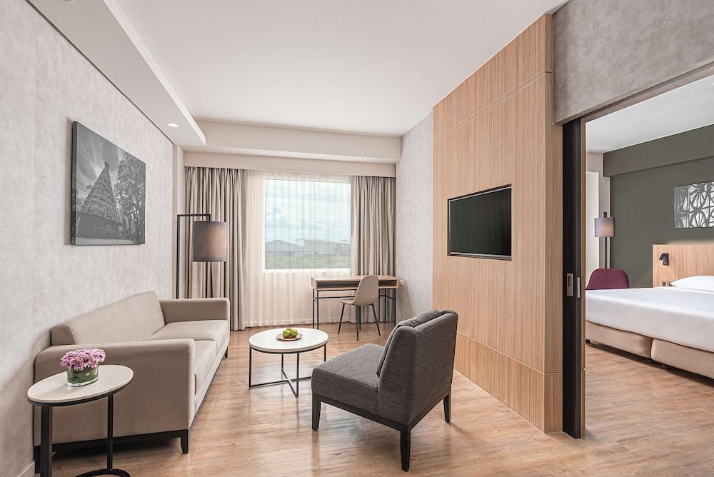 Park Inn By Radisson Bacolod