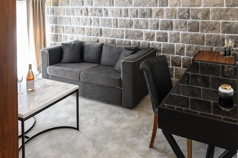 Palazzo del Mare - Essenza