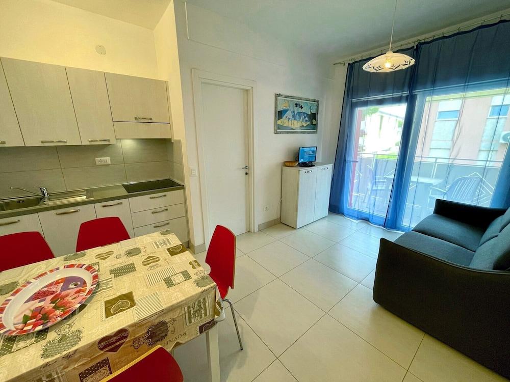 Functional Flat With Balcony