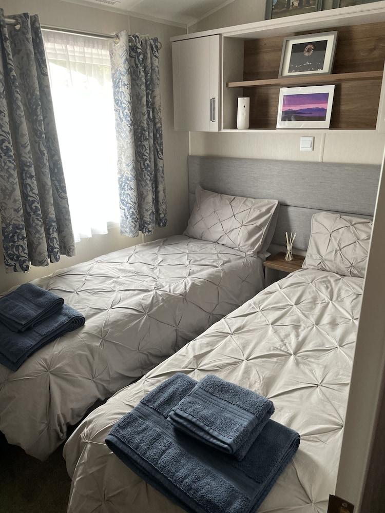 Beautiful 2 Bedroom Lodge With Stunning Views