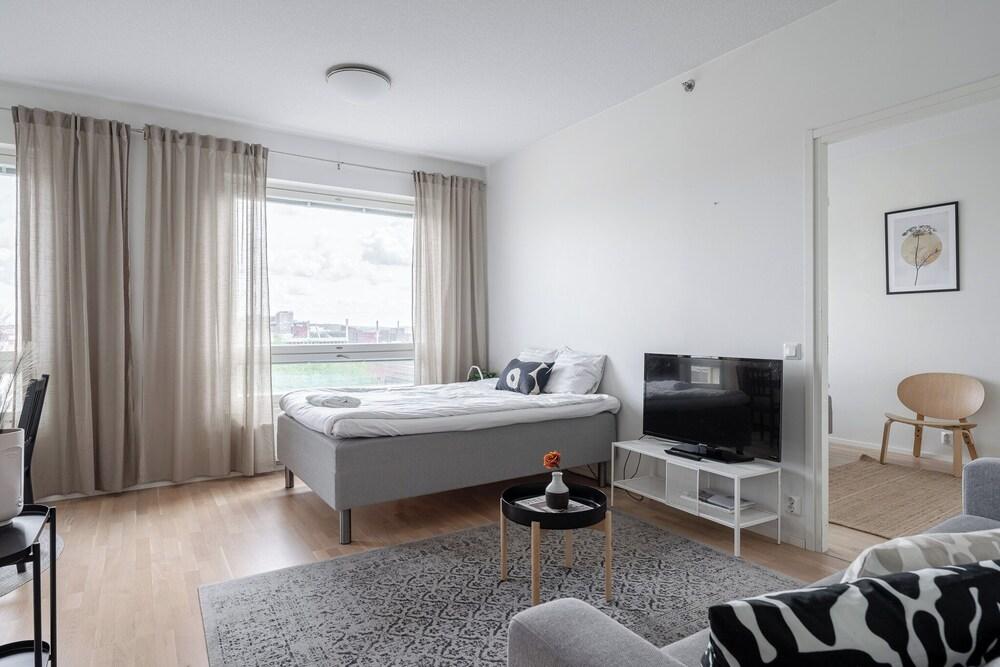 Stunning Views 1BR Home with Sauna and Balcony