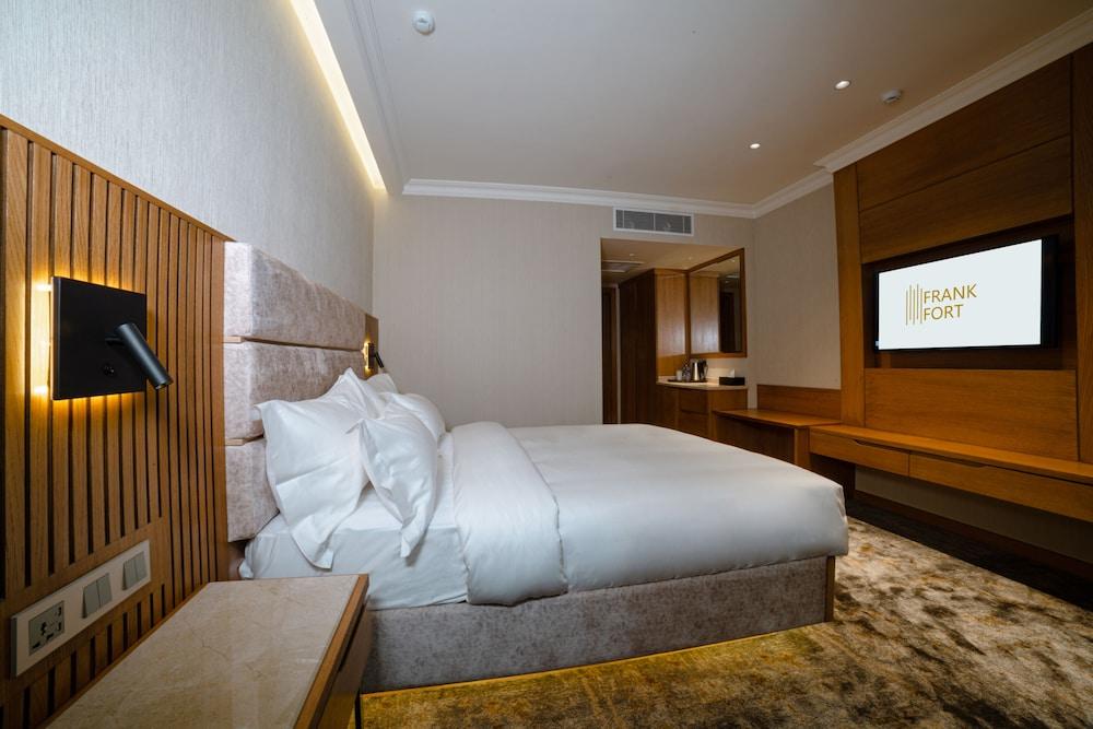 Frankfort Hotel & Spa