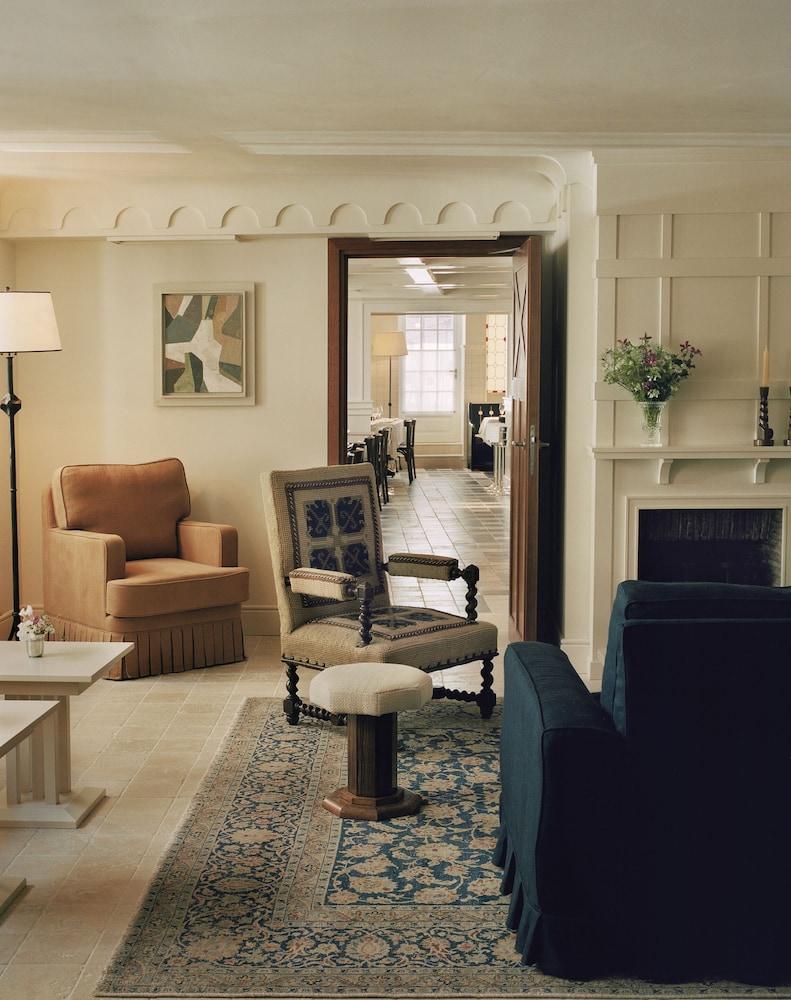 Hôtel Château Voltaire