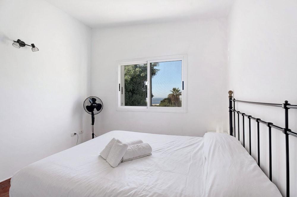 Los Corcos Rural Farm With Private Pool