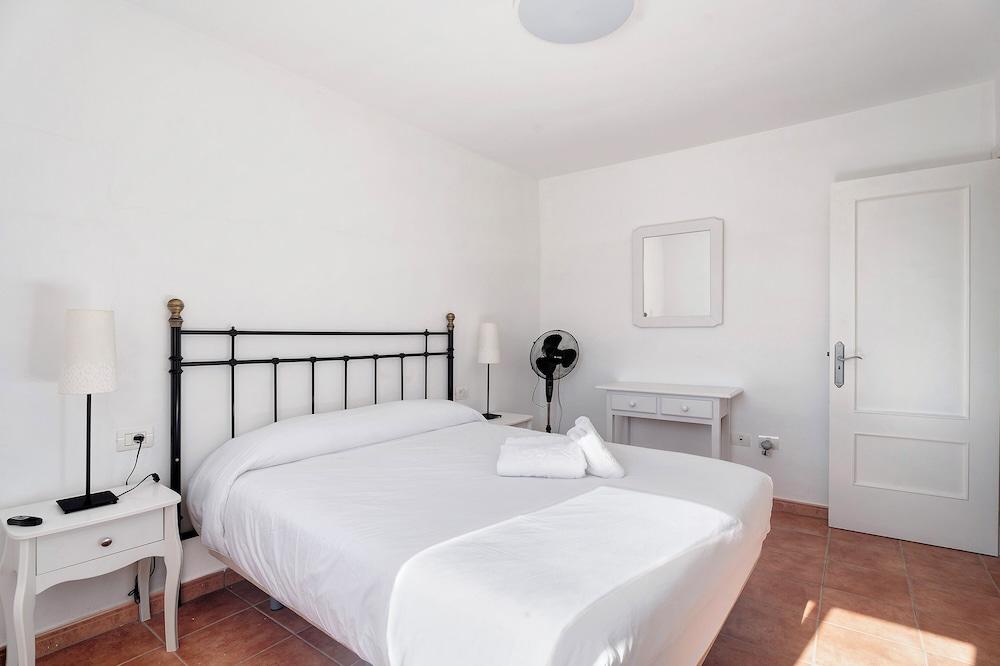 Los Corcos Rural Farm With Private Pool