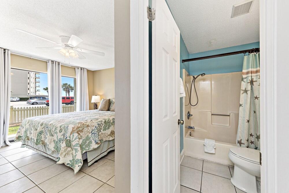 Seaside Beach & Racquet Condos