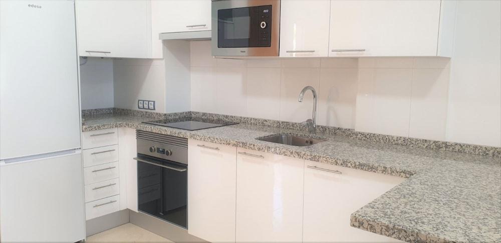 Apartment With Incredible Views With Outdoor Pool