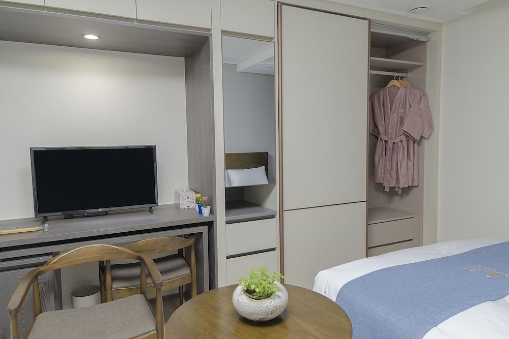 Golden Planet Hotel & Resort