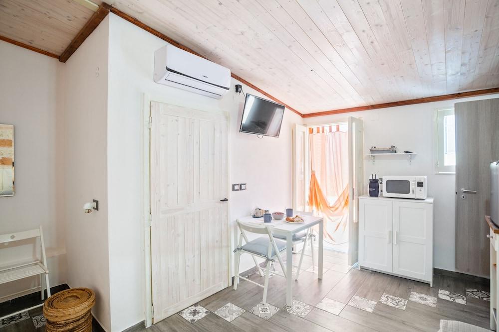 Tiny House 19 Terrace Aparment