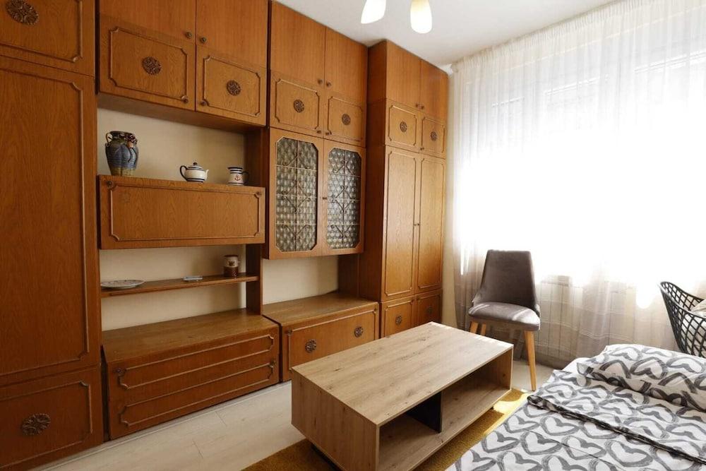 Belgrade Center Apartment Admiral