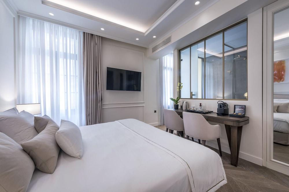 The Residence Aiolou Hotel & Spa