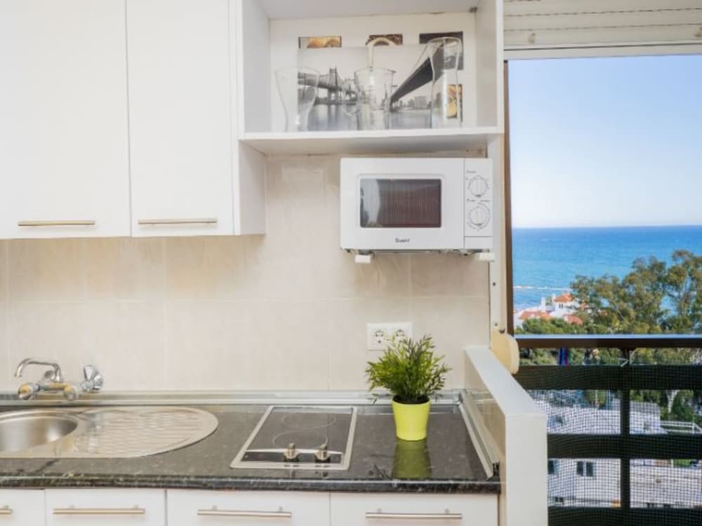 Sea Views Studio 712