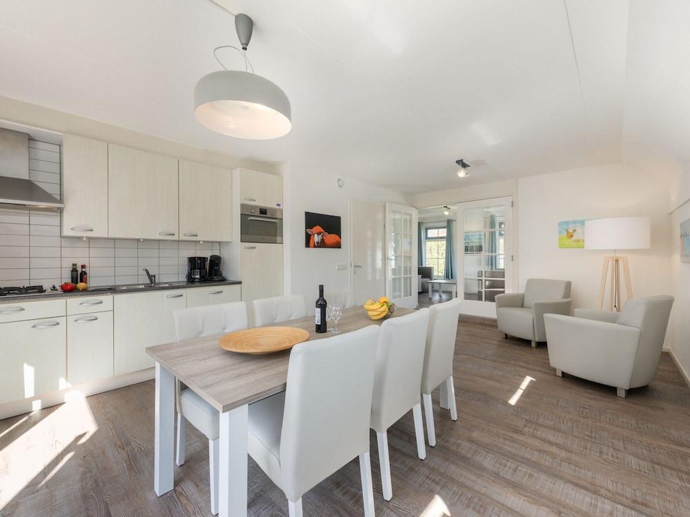 Spacious Farmhouse Near Beach