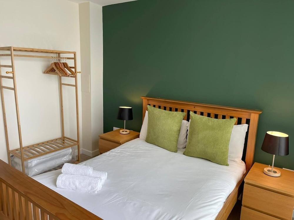 Milton Keynes City Center 2 bed