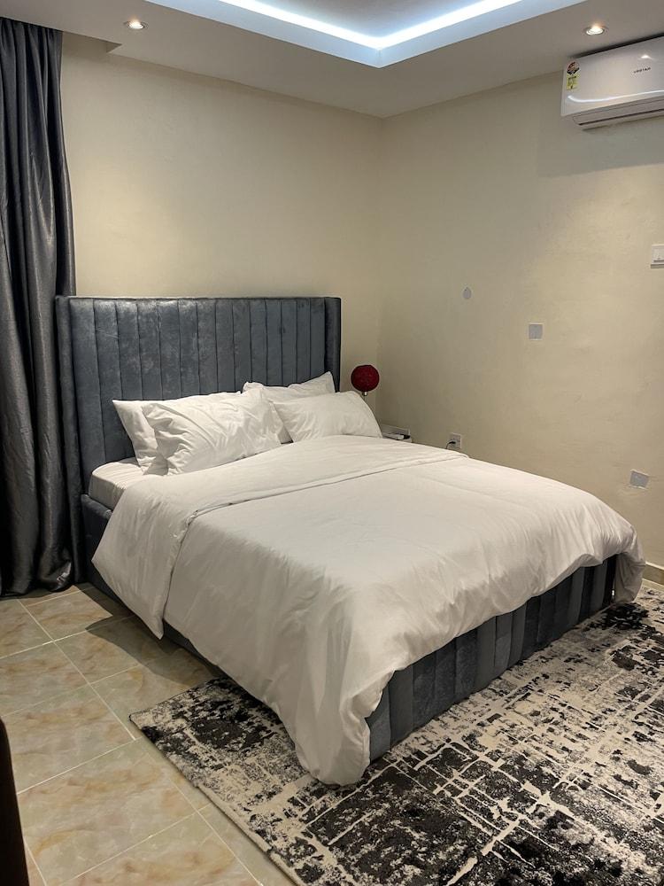 Impeccable 4-bed House in Victoria Garden City