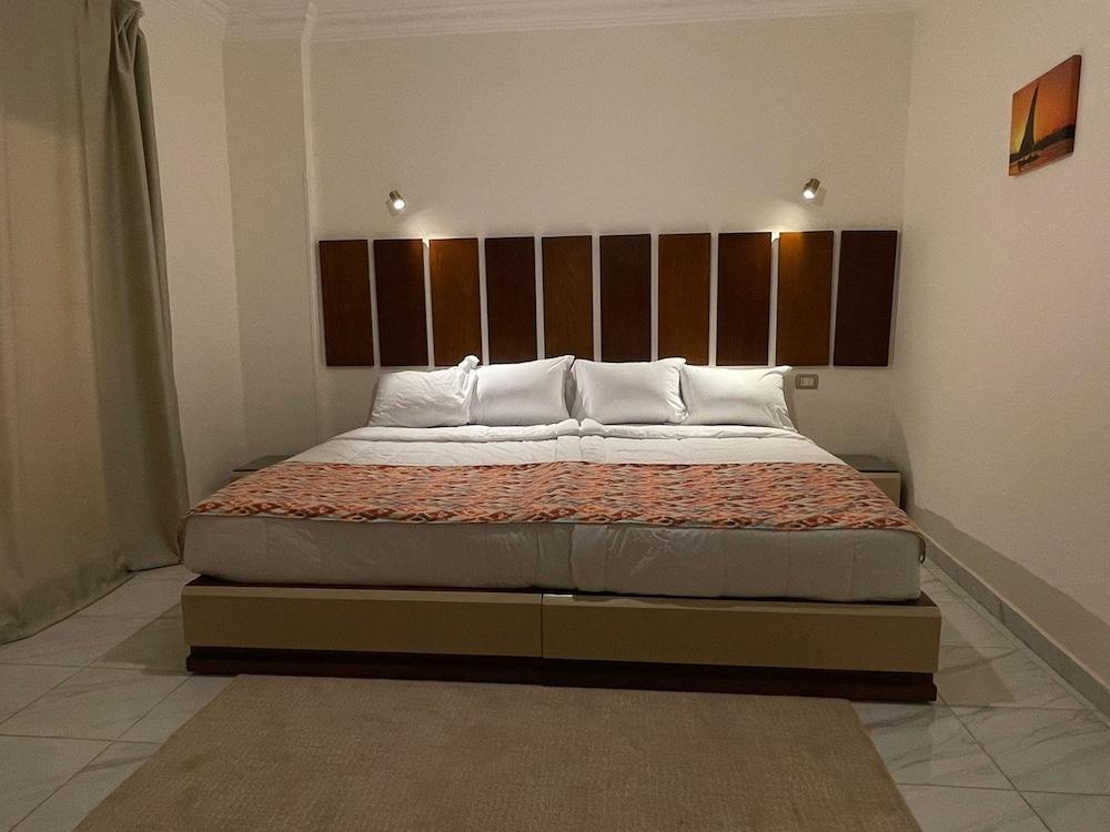 Kemet Hotel and Apartment