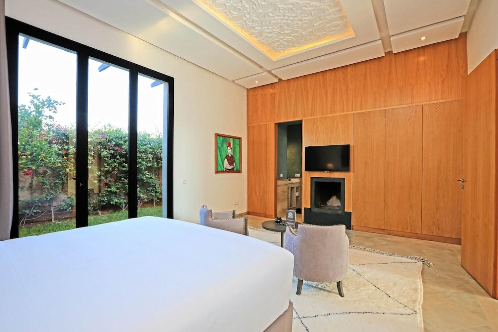 Impeccable 5-bed Villa in Marrakech