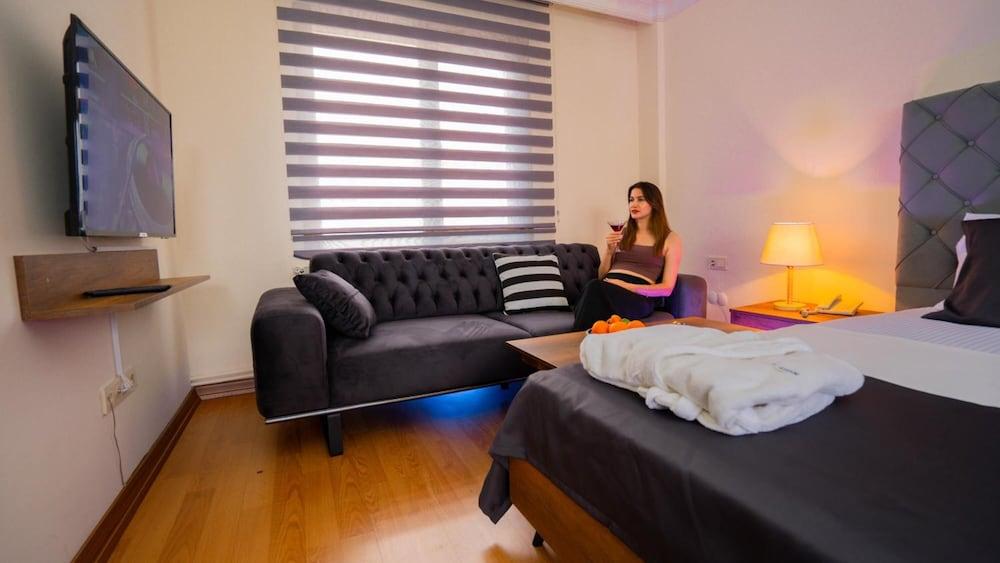 Cihangir By Aydın Suite Hotel