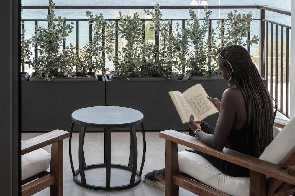 Bitzaro Boutique Hotel