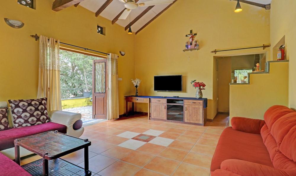 Itsy Hotels Vailankanni Natures Inn