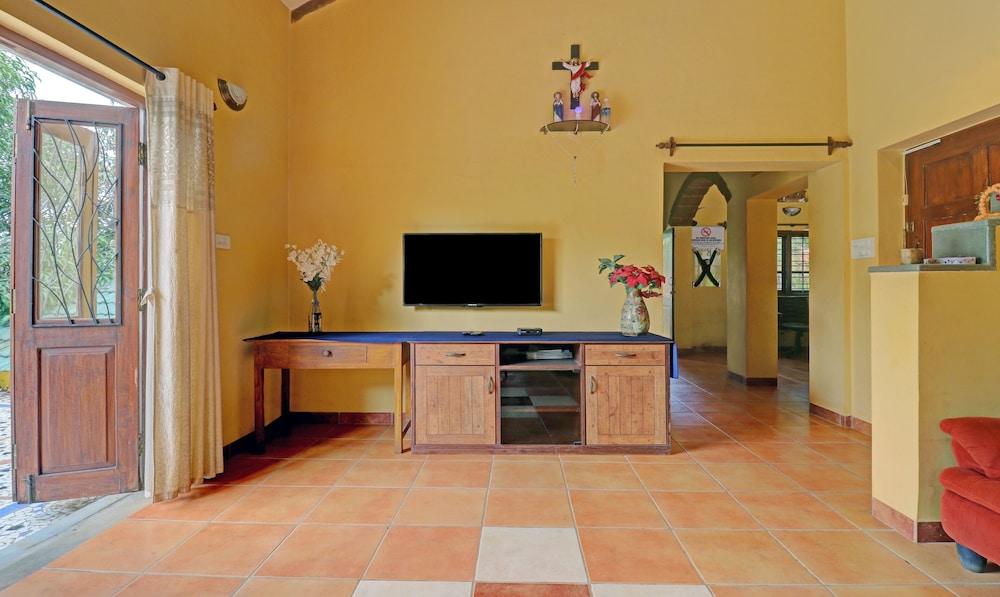 Itsy Hotels Vailankanni Natures Inn