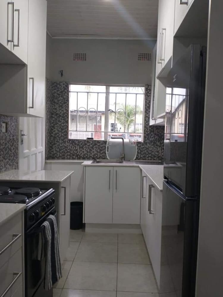 Spacious, With Great Design 2 Bedroomed Apartment