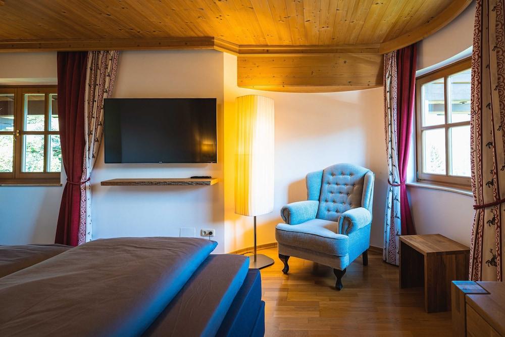 Chalet Crown of the Alps