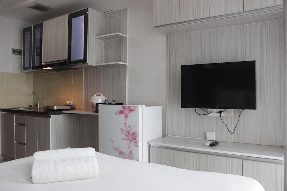 Pleasurable Studio Room Near Unpad At Taman Melati Jatinangor Apartment