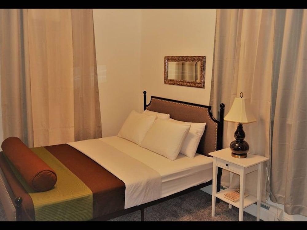 Arhaus 2 - Riverside Park