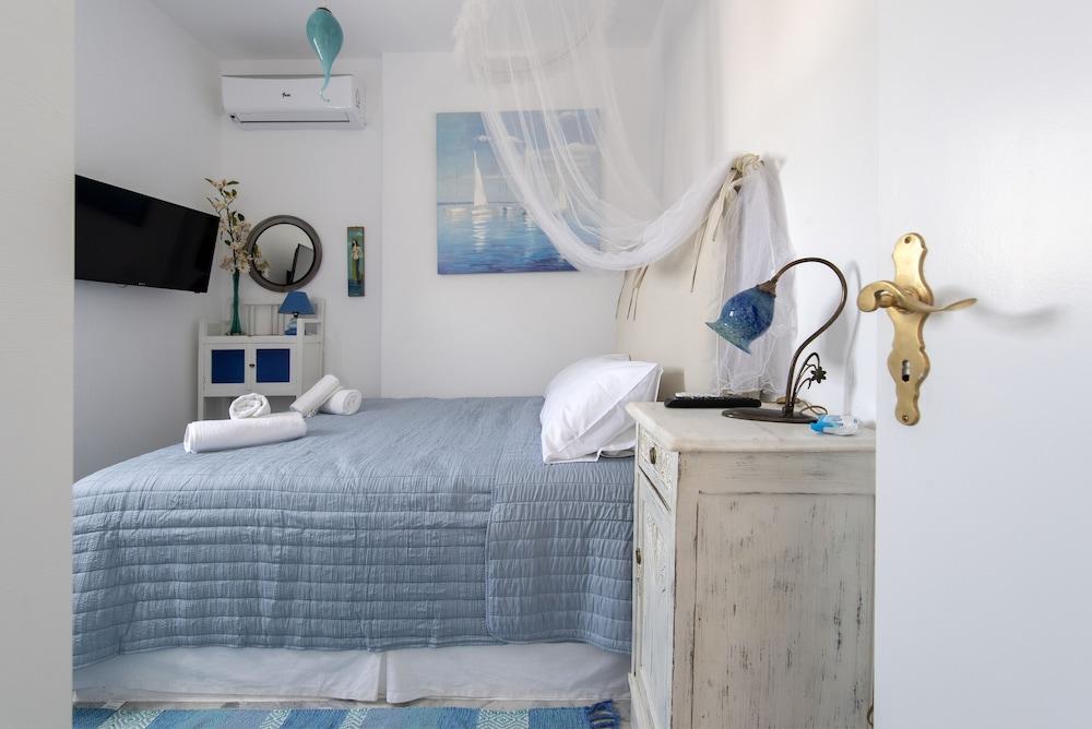 Ricos Two bedroom House - Naoussa Paros