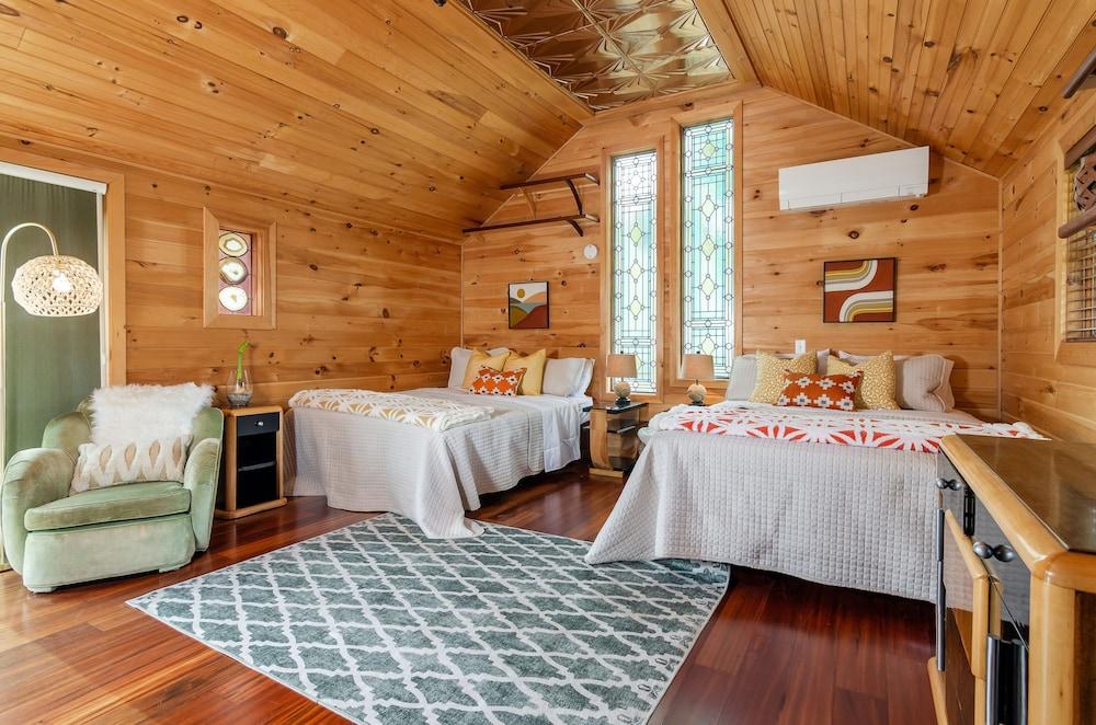 New Park Event Venue & Suites